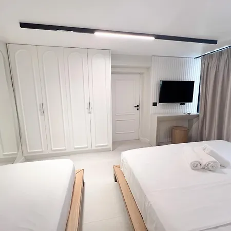 Couette-café Siar Durrës